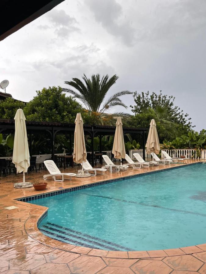 Club Alda Hotell Lapithos  Eksteriør bilde
