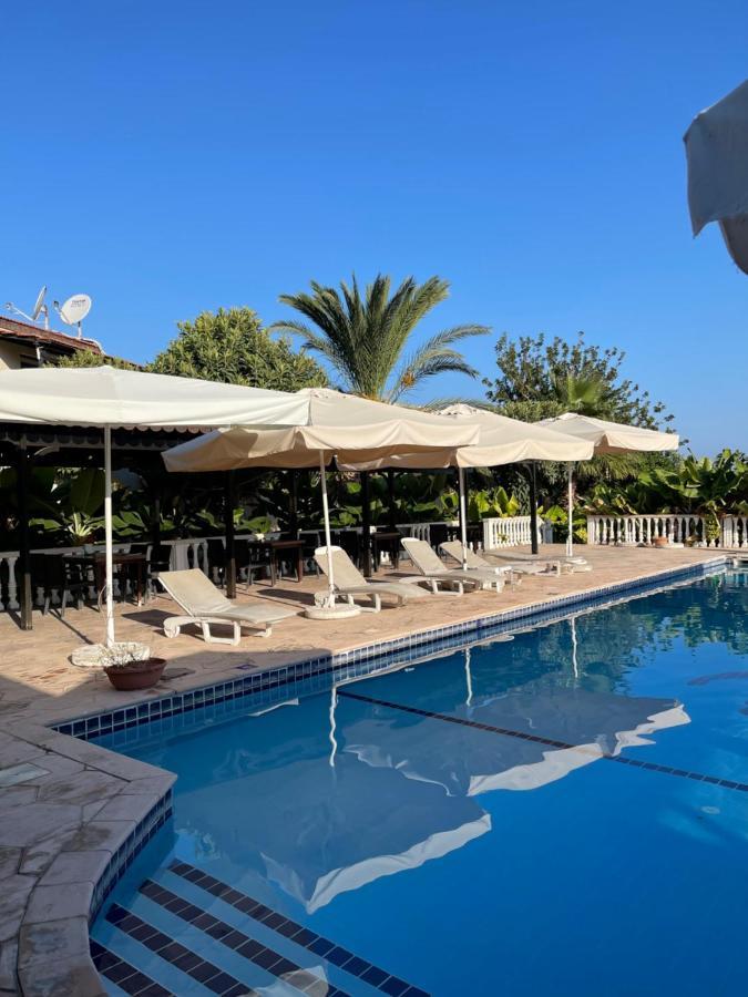 Club Alda Hotell Lapithos  Eksteriør bilde