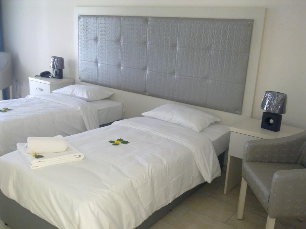 Club Alda Hotell Lapithos  Eksteriør bilde